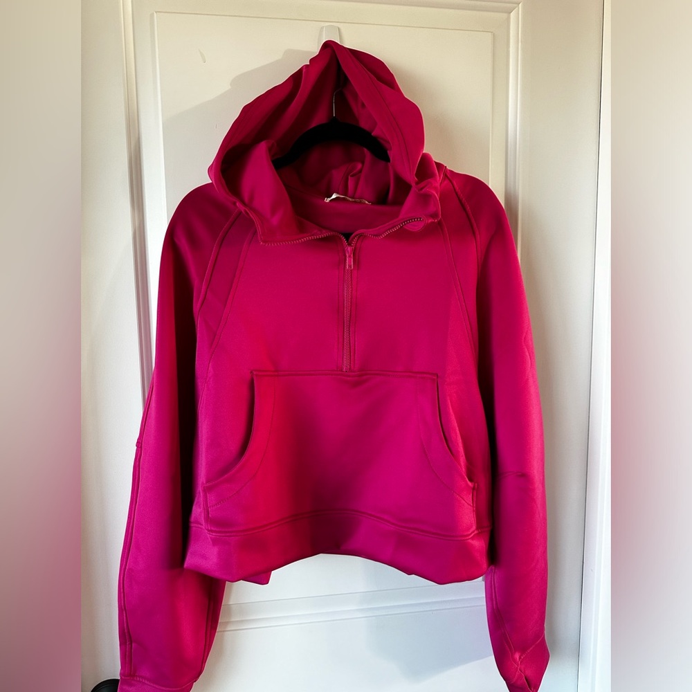 Pullover sweater hoodie